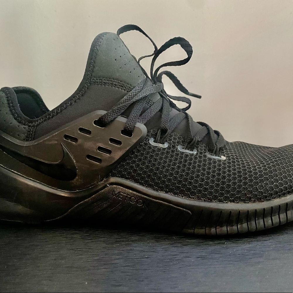 Excellent condition! Worn once